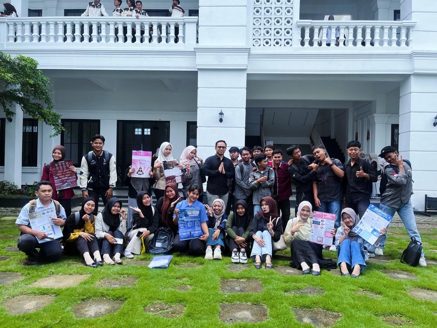 Foto bersama FINTECH BD A
